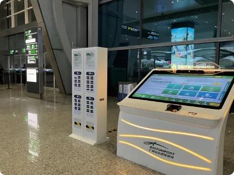 Powbank oplaadstation op luchthaven - professionele powerbank verhuur voor reizigers